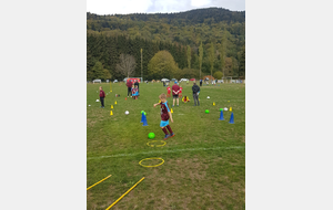 SAMEDI 06 10 18 PLATEAU 2 - U9 A LEPUIX - ATELIER EDUCATIF : FAIRE SON LACET 