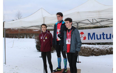 RAYAN TOUJOURS DANS LA COURSE