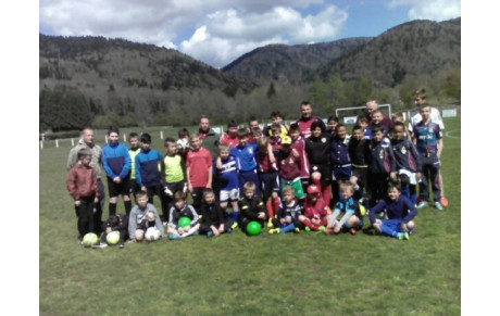 1iere JOURNEE DU STAGE FOOT VACANCES DE PAQUES